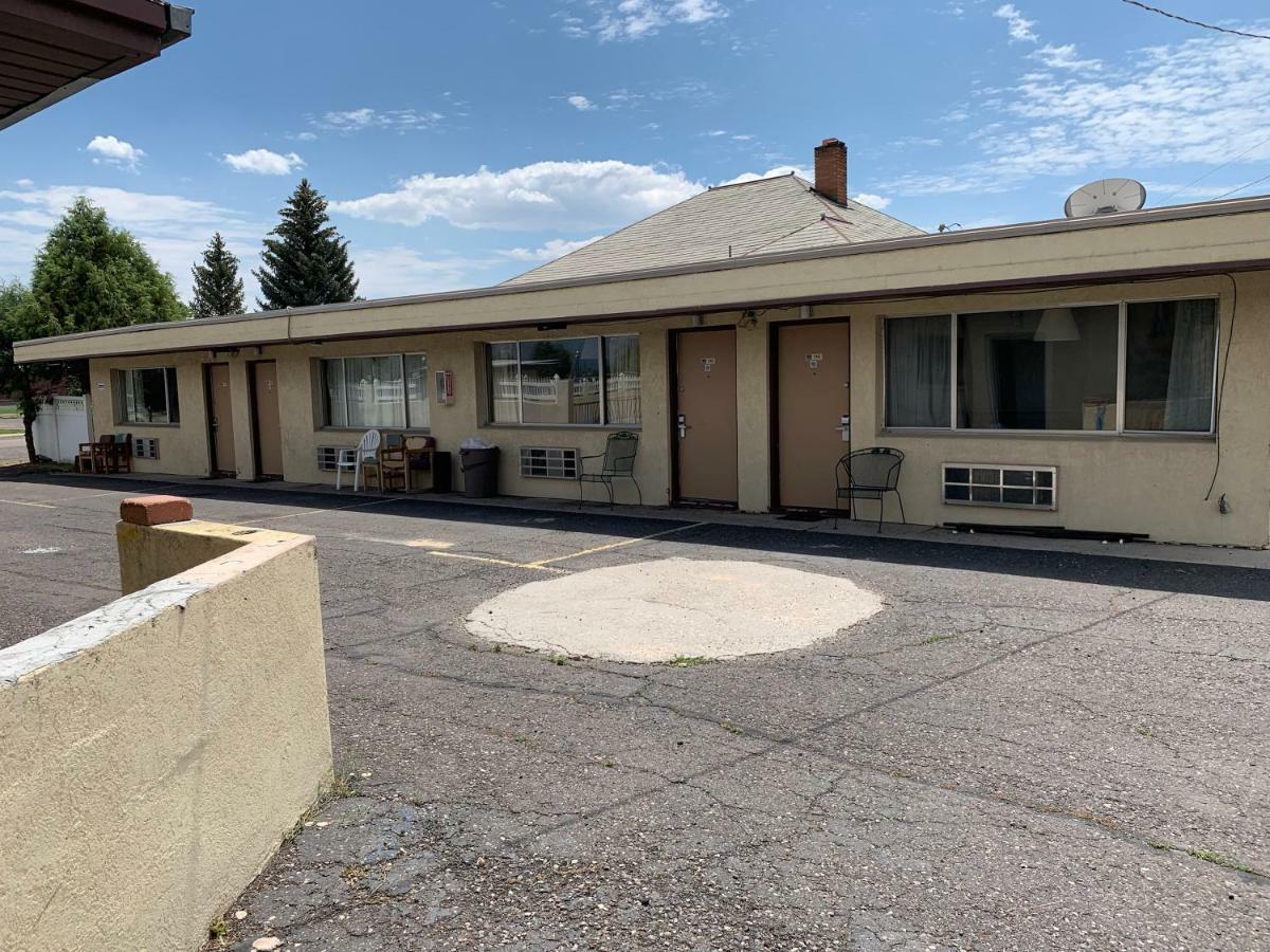 New Western Motel Panguitch Exterior photo
